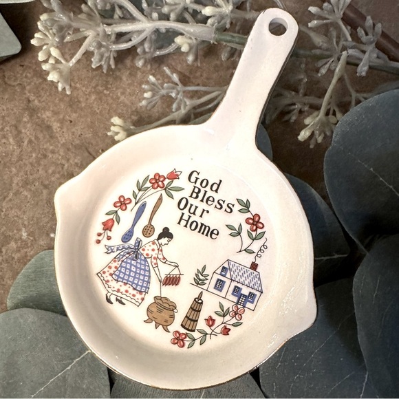 Vintage Sonsco Japan Wall Hanging Spoon Rest God Bless Our Home Amish Country - Picture 1 of 4